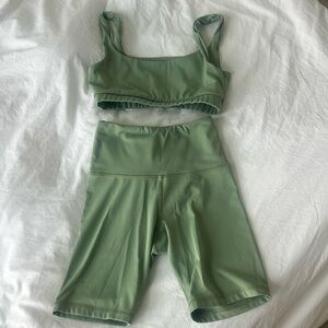 Strut this - workout set